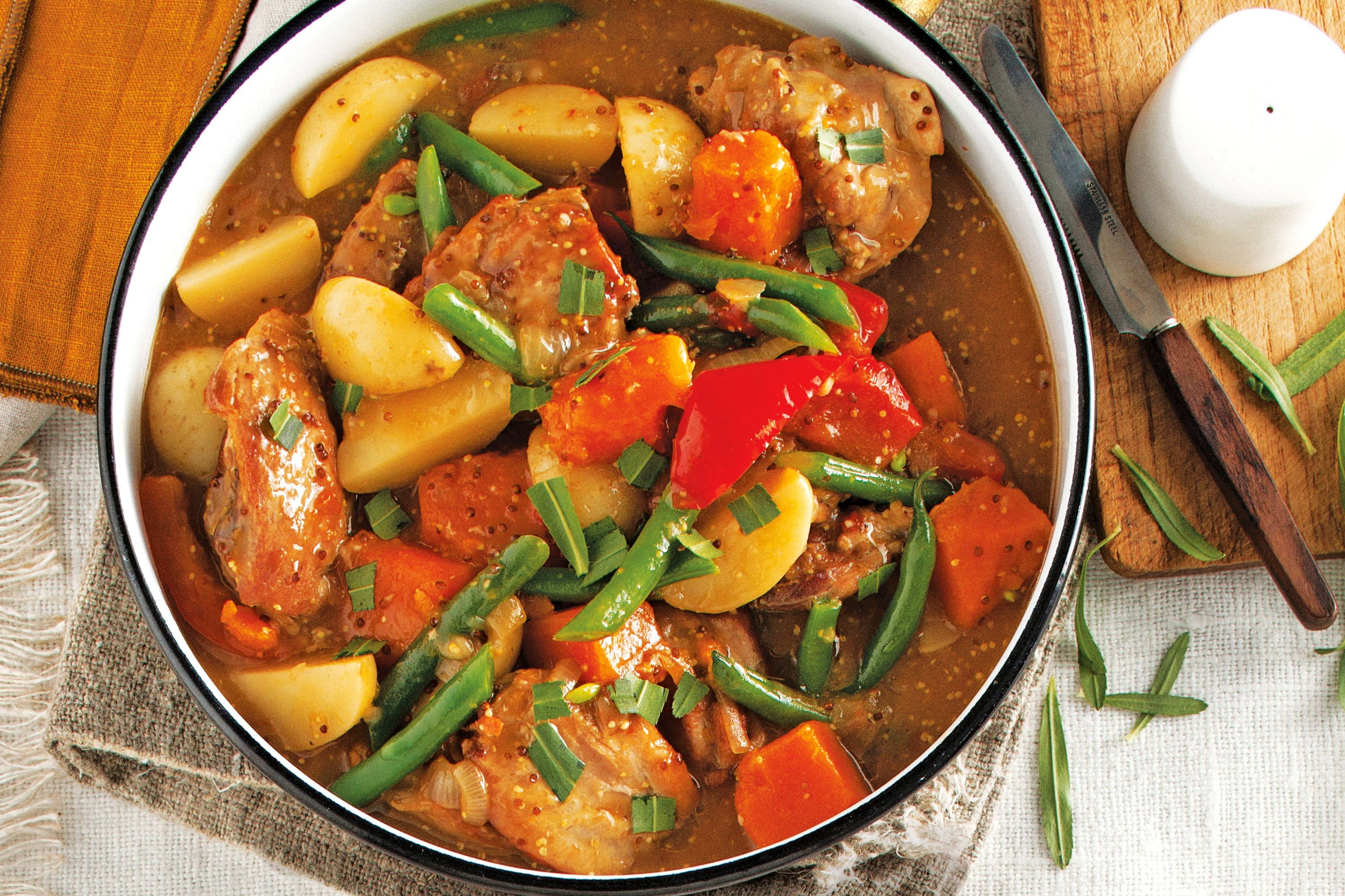 Quick chicken stew with vegetables: RECIPE | Mzansi365.co.za