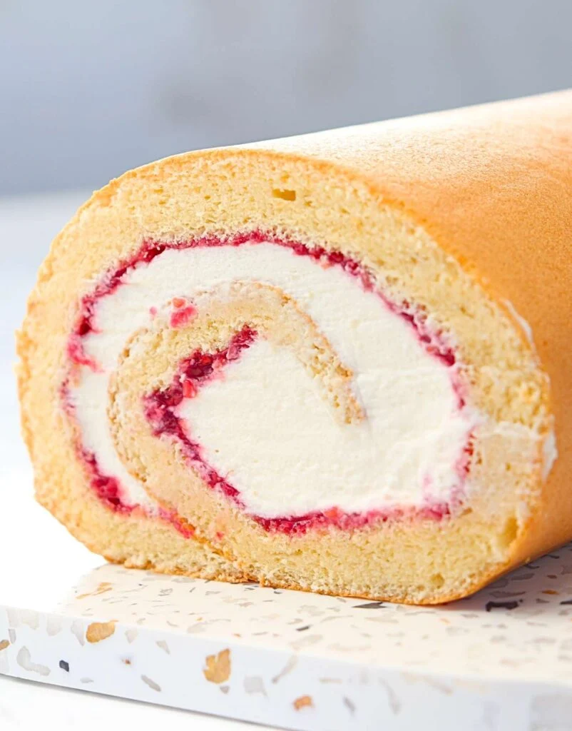 Swiss roll cake